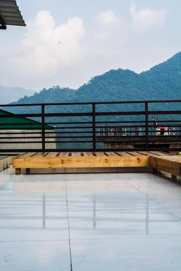 The Mountain View Hostel Rishikesh Exterior photo