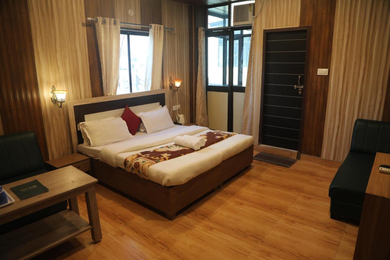 The Mountain View Hostel Rishikesh Exterior photo